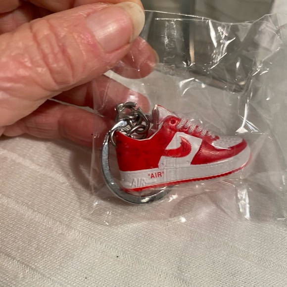 Mini Nike Sneaker Keychain/Purse Bag Charm New - Picture 4 of 4